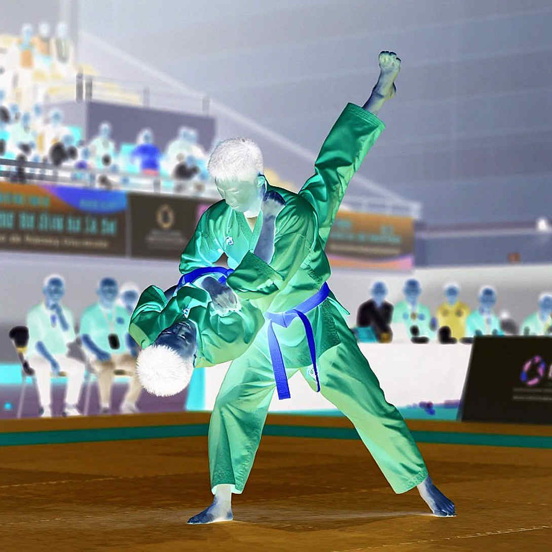 42–41 in One Touch, 35–45 in Ten: What Singapore's Fencing Bronze Wrote Into My Ledger 42–41 in One Touch, 35–45 in Ten: What Singapore's Fencing Bronze Wrote Into My Ledger