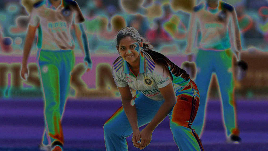 নিলামের হাতুড়ি পড়ার আগে: যে নীরবতা কেউ কিনতে পারে না নিলামের হাতুড়ি পড়ার আগে: যে নীরবতা কেউ কিনতে পারে না