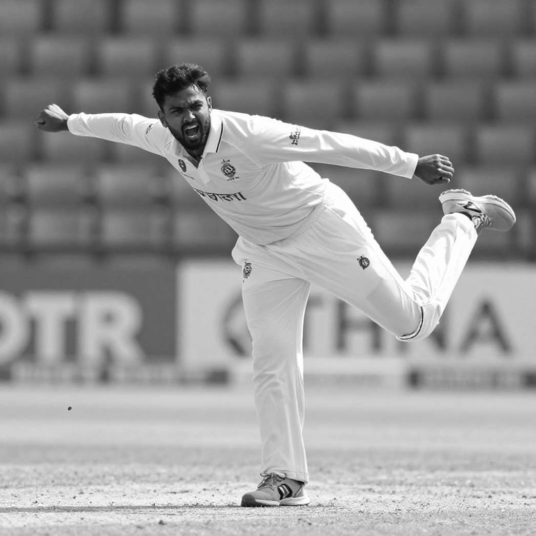 Blockchain Smart Contracts and the Transfer Window: From Rangpur to Russia's Pitch Geometry Blockchain Smart Contracts and the Transfer Window: From Rangpur to Russia's Pitch Geometry