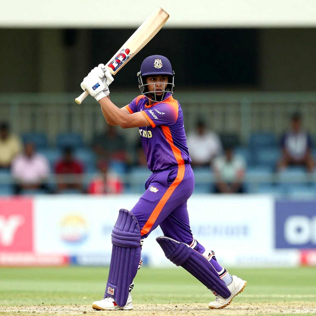 The Stump Mic Beside the Screen: Where Big Bash Squads Are Actually Found The Stump Mic Beside the Screen: Where Big Bash Squads Are Actually Found